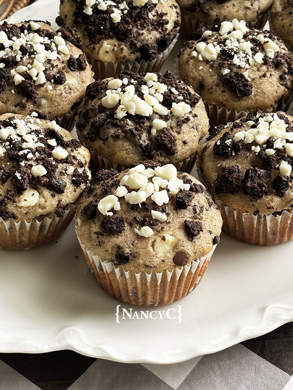 Cookies & Cream Muffins
